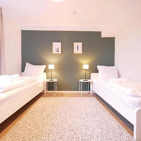 75 M2, Zentral, Kueche, Balkon, Parkplatz Appartement Osnabrück Buitenkant foto